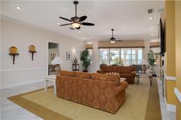 Picture of 2542 S Peninsula Drive, Daytona Beach, FL 32118