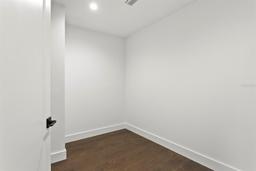 Picture of 409 E Oak Avenue Unit 9, Tampa, FL 33602