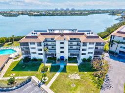 Picture of 3540 Gulf Of Mexico Drive Unit 202, Longboat Key, FL 34228