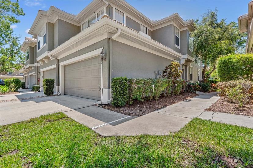 Picture of 3352 Covered Bridge Drive E, Dunedin FL 34698