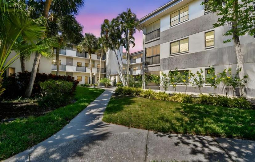Picture of 2650 Countryside Boulevard Unit C203, Clearwater FL 33761