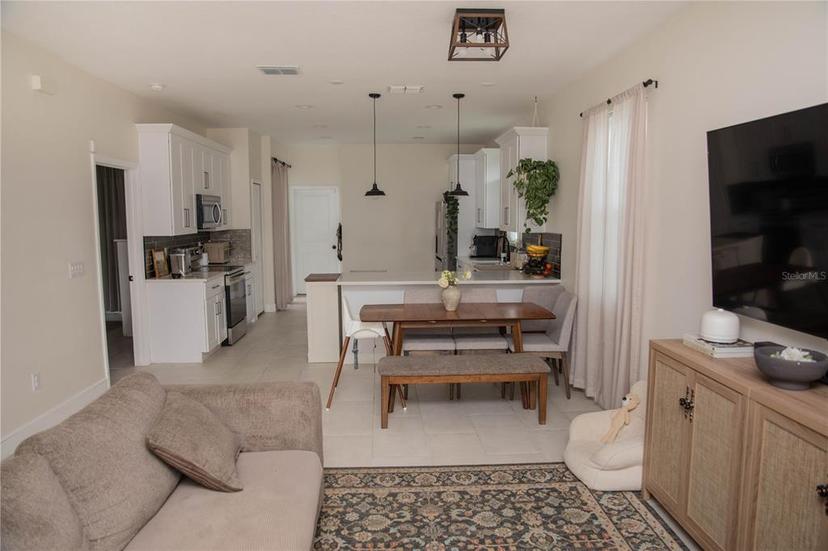 Picture of 900 S Maple Avenue, Sanford FL 32771