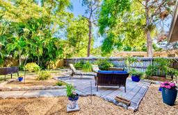 Picture of 2501 Crescent Drive, Largo, FL 33770