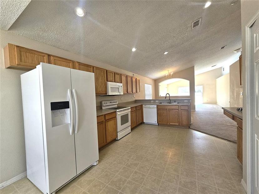 Picture of 224 Lake Charles Drive, Davenport FL 33837
