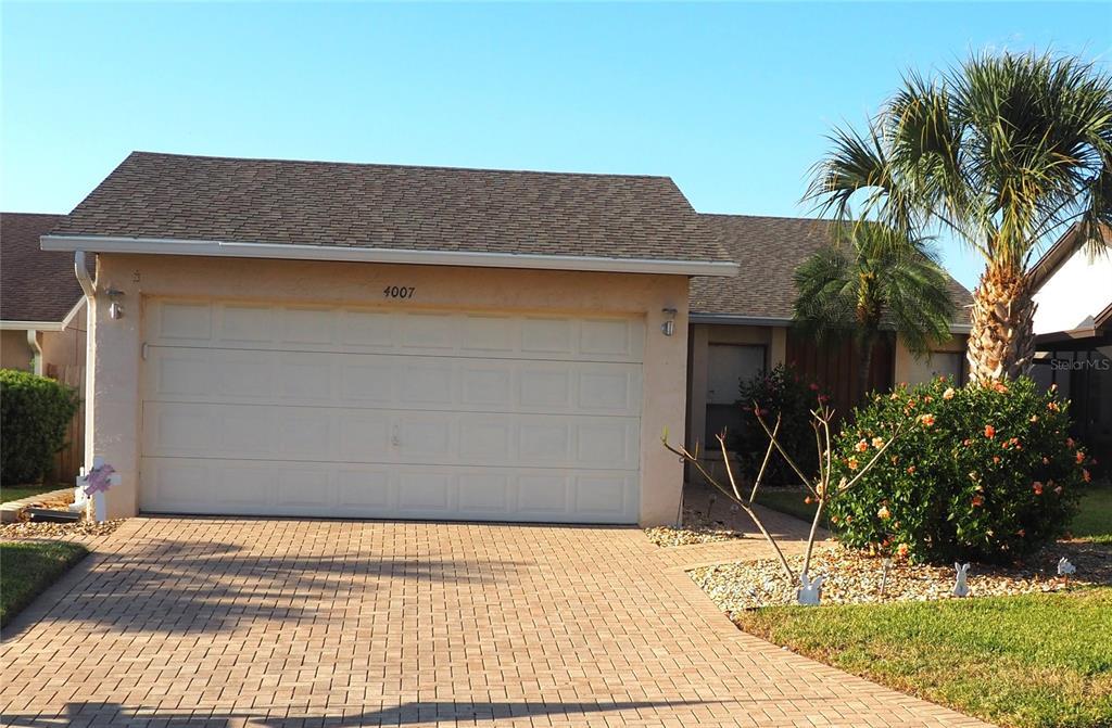 Picture of 4007 Cypress Lndg S, Winter Haven, FL 33884