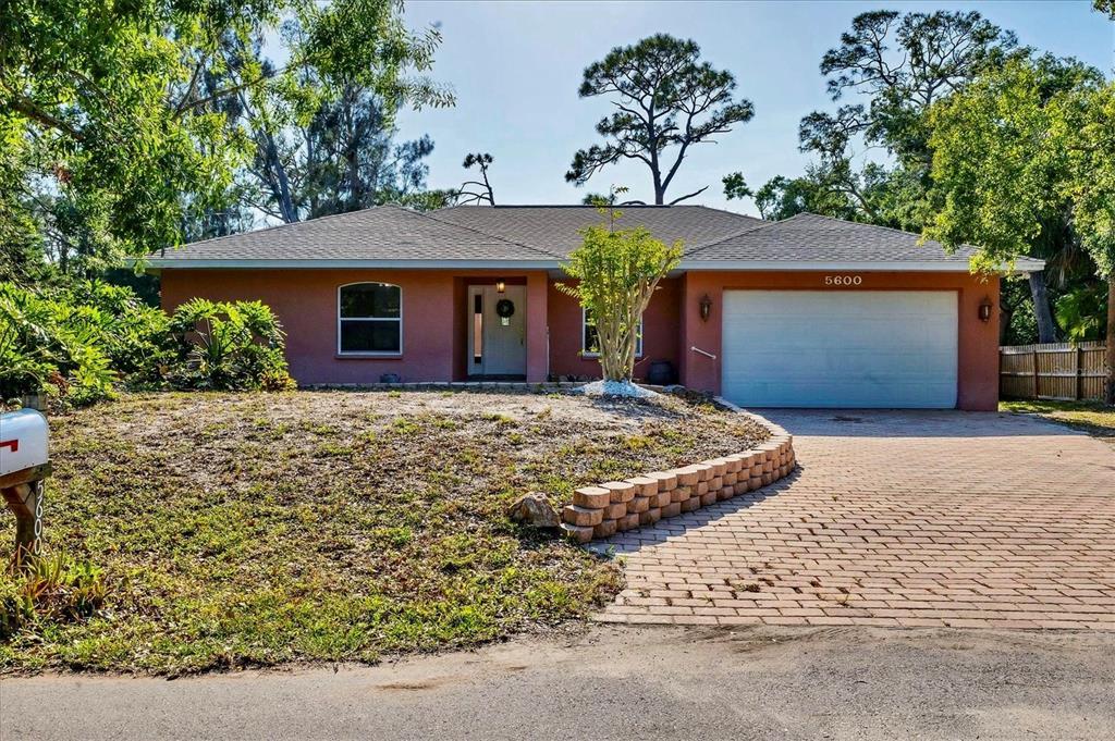 Picture of 5600 Blount Avenue, Sarasota, FL 34231