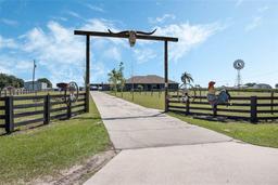 Picture of 4400 Walker Lake Road, Bartow, FL 33830
