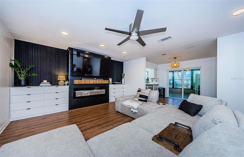 Picture of 7241 56Th Avenue N, St Petersburg FL 33709