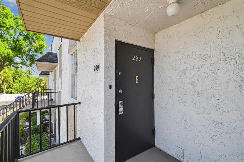 Picture of 107 Caldwell Drive Unit 299, Brandon FL 33510