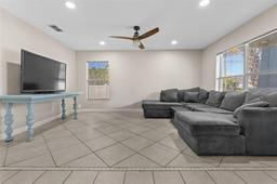 Picture of 212 28Th Street S, St Petersburg, FL 33712