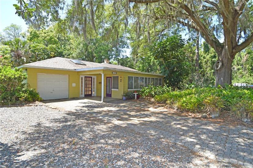 Picture of 1125 N Mc Donald St, Mount Dora FL 32757