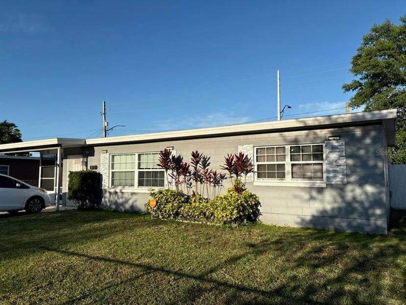 Picture of 815 S Solandra Drive, Orlando FL 32807