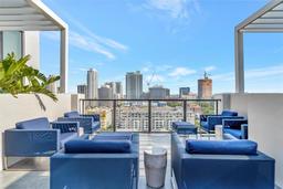 Picture of 226 5Th Avenue N Unit 605, St Petersburg, FL 33701