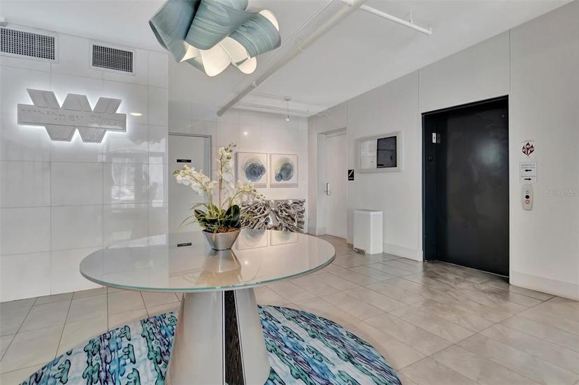 Picture of 226 5Th Avenue N Unit 605, St Petersburg FL 33701