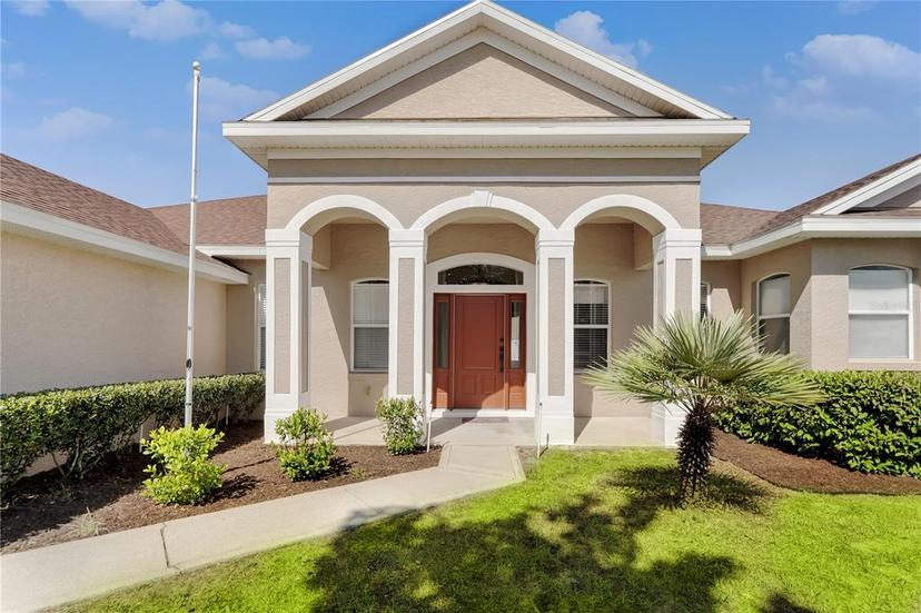 Picture of 36300 Grand Island Oaks Circle, Grand Island FL 32735