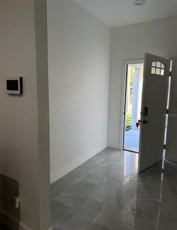 Picture of 2610 E 18Th Avenue, Tampa, FL 33605