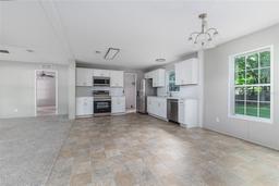 Picture of 3010 Brenda Lane, Auburndale, FL 33823