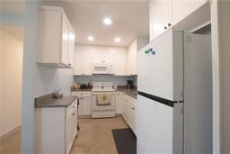 Picture of 2552 Crestwood Avenue, New Smyrna Beach, FL 32168