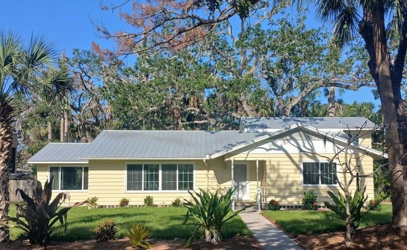 Picture of 3001 Bay Shore Circle, Sarasota FL 34234