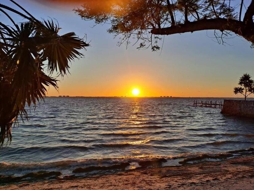 Picture of 3001 Bay Shore Circle, Sarasota FL 34234