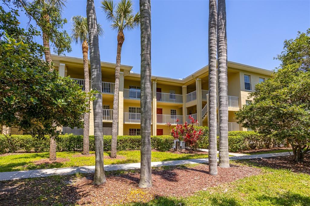 Picture of 2690 Coral Landings Boulevard Unit 112, Palm Harbor, FL 34684