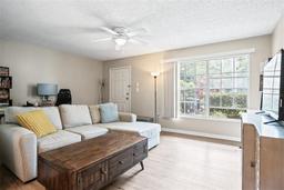 Picture of 2690 Coral Landings Boulevard Unit 112, Palm Harbor, FL 34684