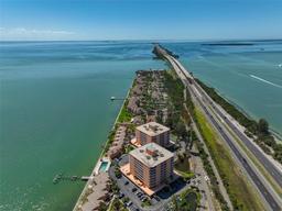 Picture of 7430 Sunshine Skyway Lane S Unit 403, St Petersburg, FL 33711