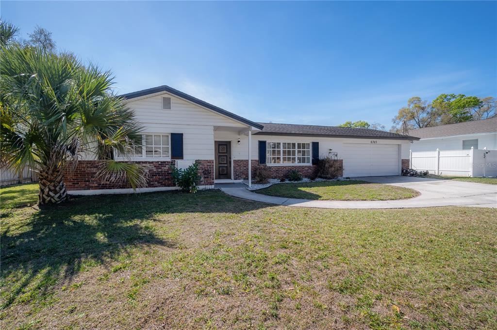 Picture of 6765 Ralston Beach Circle, Tampa, FL 33614