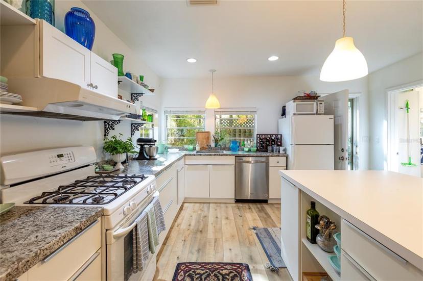 Picture of 310 NW 8Th Street, Gainesville FL 32601