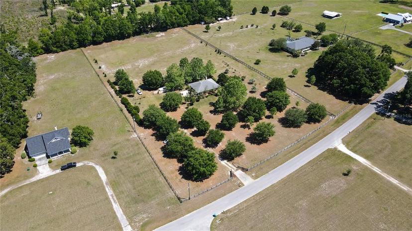 Picture of 14681 NW 232Nd Street, High Springs FL 32643