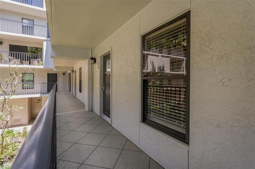 Picture of 105 4Th Avenue Ne Unit 220, St Petersburg FL 33701