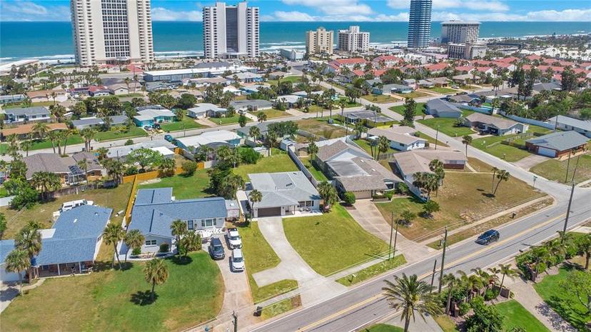 Picture of 2565 S Peninsula Drive, Daytona Beach FL 32118