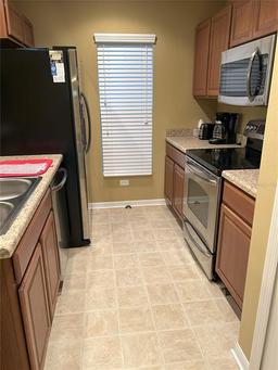 Picture of 9508 Ashburn Creek Lane, Tampa, FL 33610