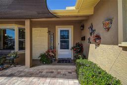 Picture of 5931 33 Avenue N, St Petersburg, FL 33710