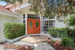 Picture of 915 Live Oak Terrace Ne, St Petersburg, FL 33703