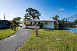 Picture of 7502 Thelma Way, Orlando, FL 32822