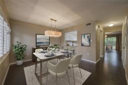 Picture of 918 Sunridge Drive Unit E-4, Sarasota, FL 34234
