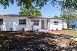 Picture of 704 E 114Th Avenue, Tampa, FL 33612