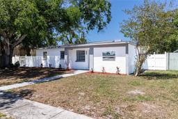Picture of 704 E 114Th Avenue, Tampa, FL 33612