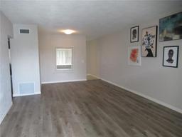 Picture of 2001 World Parkway Boulevard Unit 49, Clearwater, FL 33763