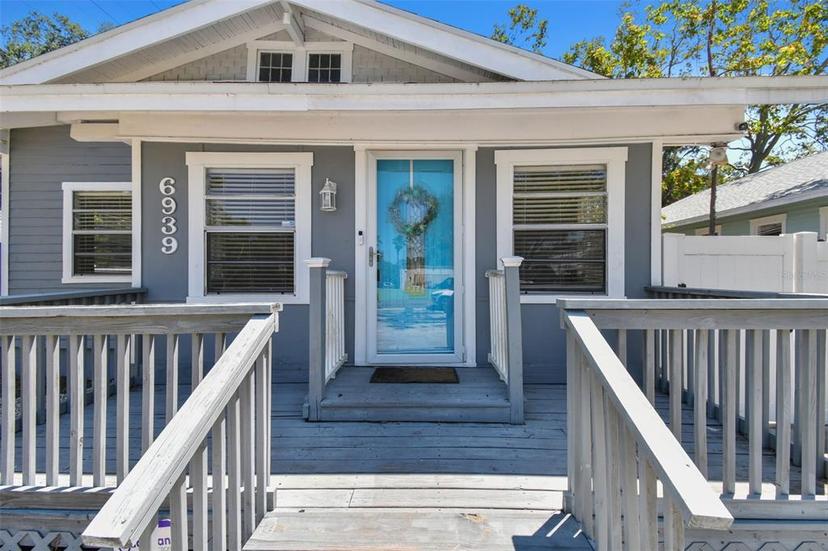 Picture of 6939 3Rd Street N, St Petersburg FL 33702