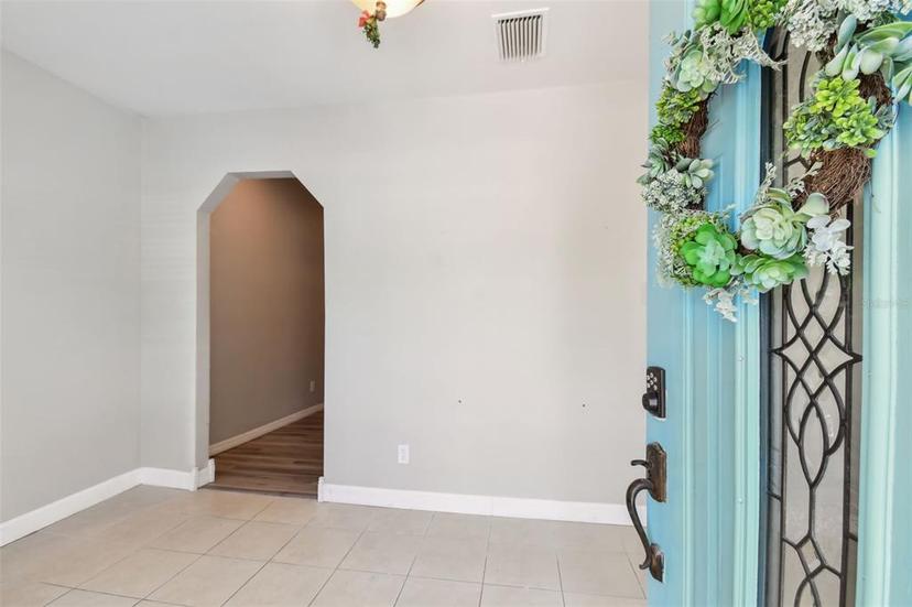 Picture of 6939 3Rd Street N, St Petersburg FL 33702