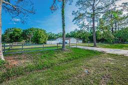 Picture of 12704 Twin Branch Acres Road, Tampa, FL 33626