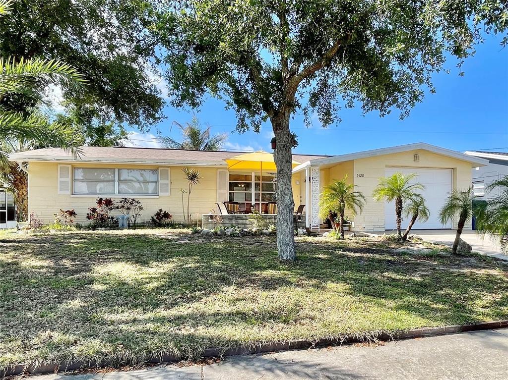 Picture of 5128 Perennial Drive, Holiday, FL 34690