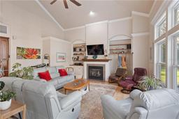 Picture of 10614 SW 15Th Lane, Gainesville, FL 32607