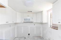 Picture of 4609 Marine Parkway Unit 102, New Port Richey, FL 34652