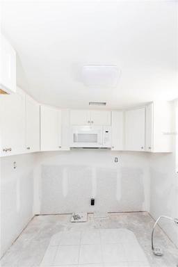 Picture of 4609 Marine Parkway Unit 102, New Port Richey, FL 34652