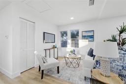 Picture of 3936 10Th Avenue N, St Petersburg, FL 33713