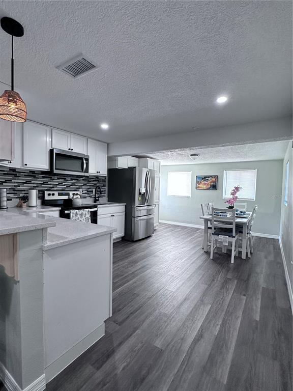 Picture of 637 Ash Avenue, Daytona Beach FL 32117