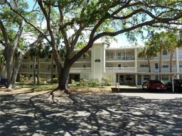 Picture of 821 Patricia Avenue Unit 106, Dunedin, FL 34698